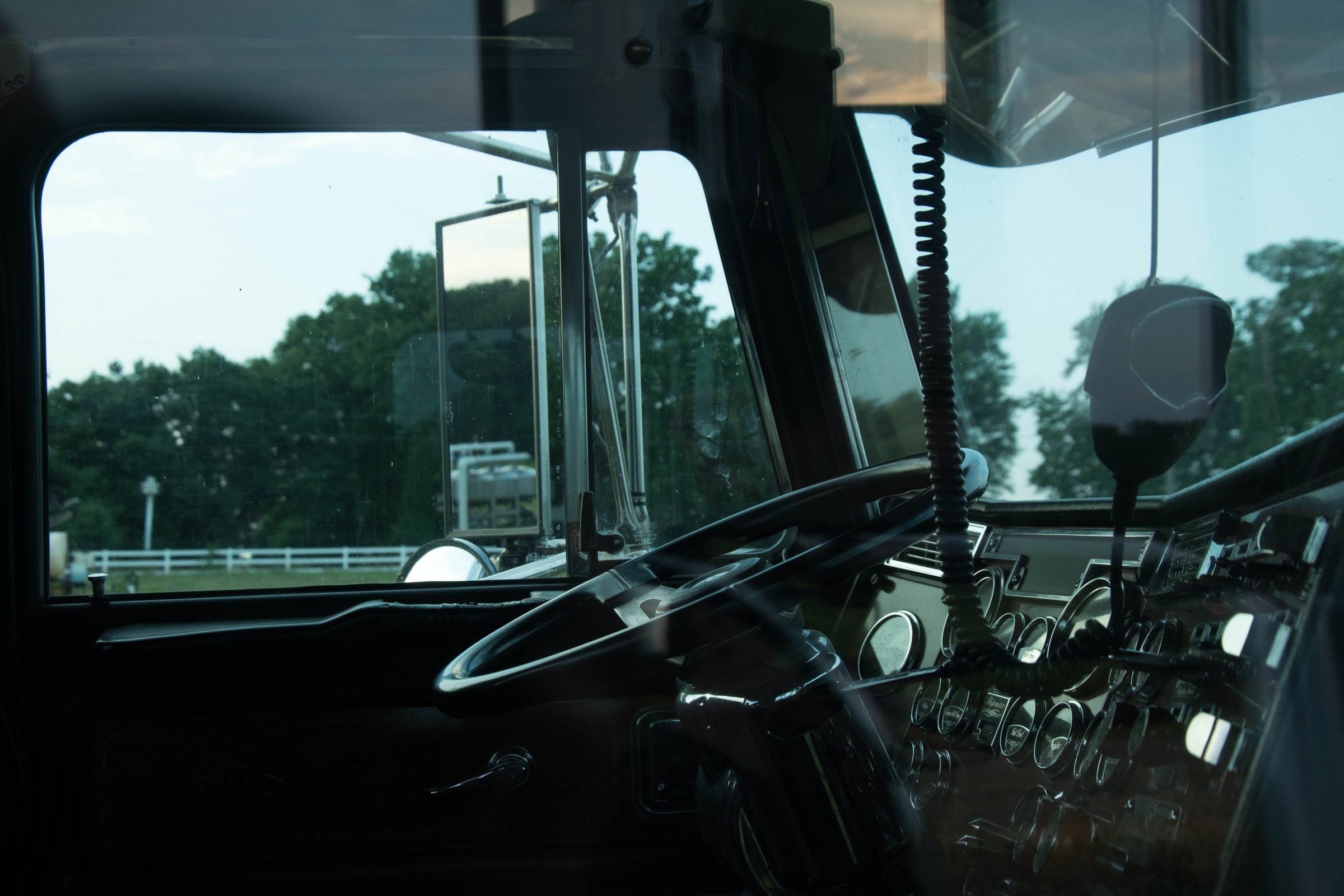 You are currently viewing Rear-View Interview: Lessons Learned By A True-Blue Trucker