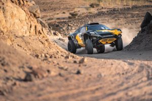 Read more about the article Extreme E Takes Off For The Desert! EV Race Series Begins